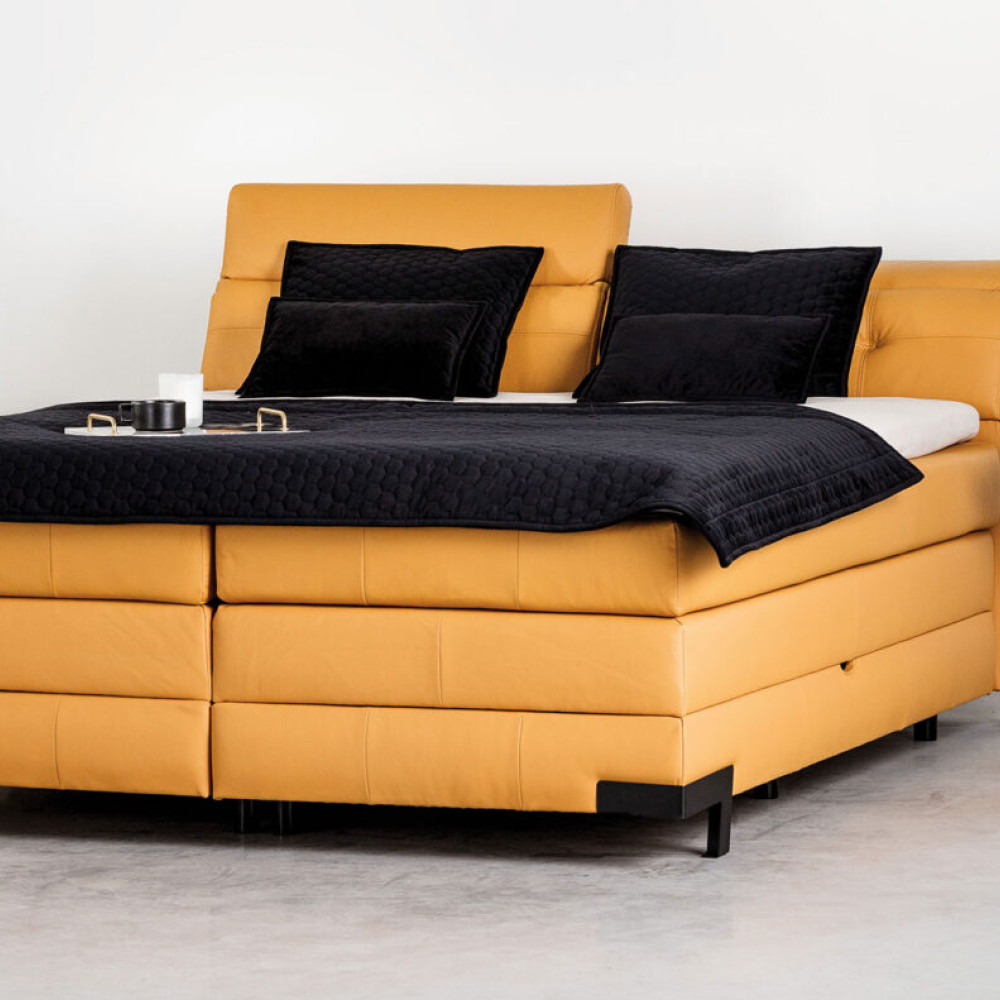 Gulta Massa  “Leather Collection”