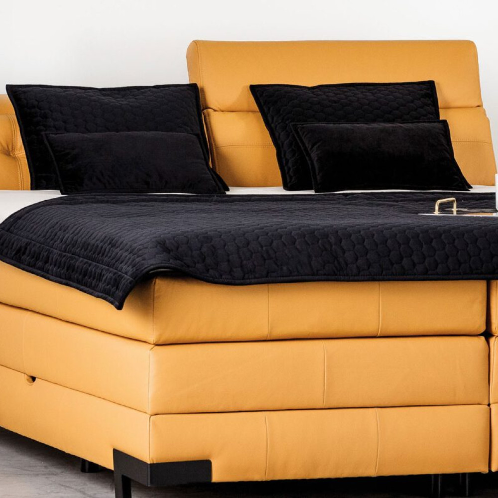 Gulta Massa  “Leather Collection”